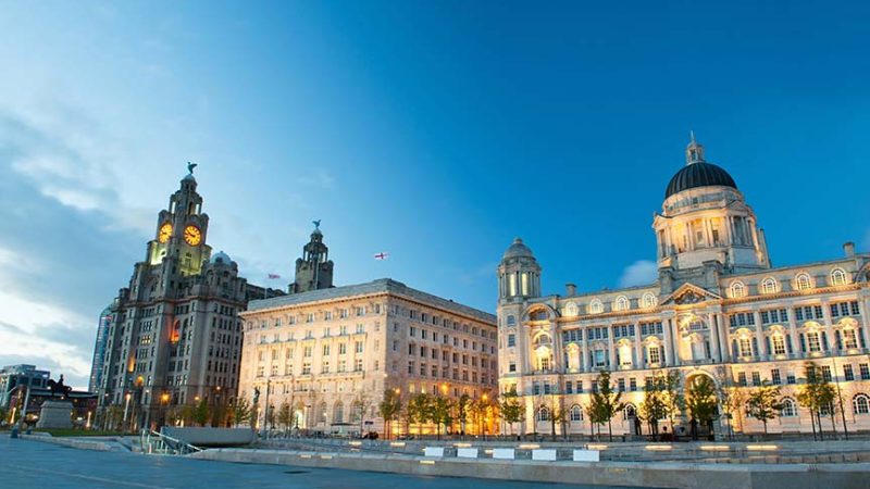 Flight Guide: How to Find Affordable Flights and Optimal Airport Transportation in Liverpool