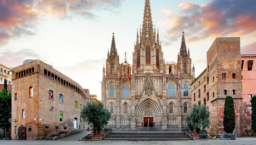 Springtime Secrets: Insider Tips for Exploring Barcelona in 2024