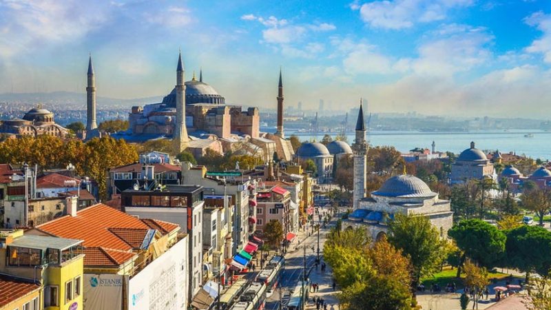 How to Enhance Your Istanbul Travel Experience with a Travel Credit Card